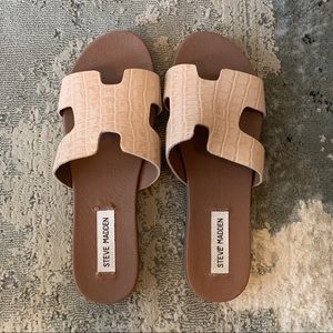Steve Madden Crocodile Sandals